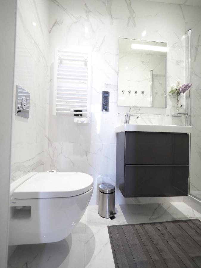 Superbe Appartement Independant En Centre Ville 비시 외부 사진