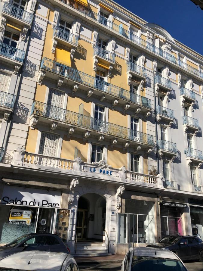 Superbe Appartement Independant En Centre Ville 비시 외부 사진