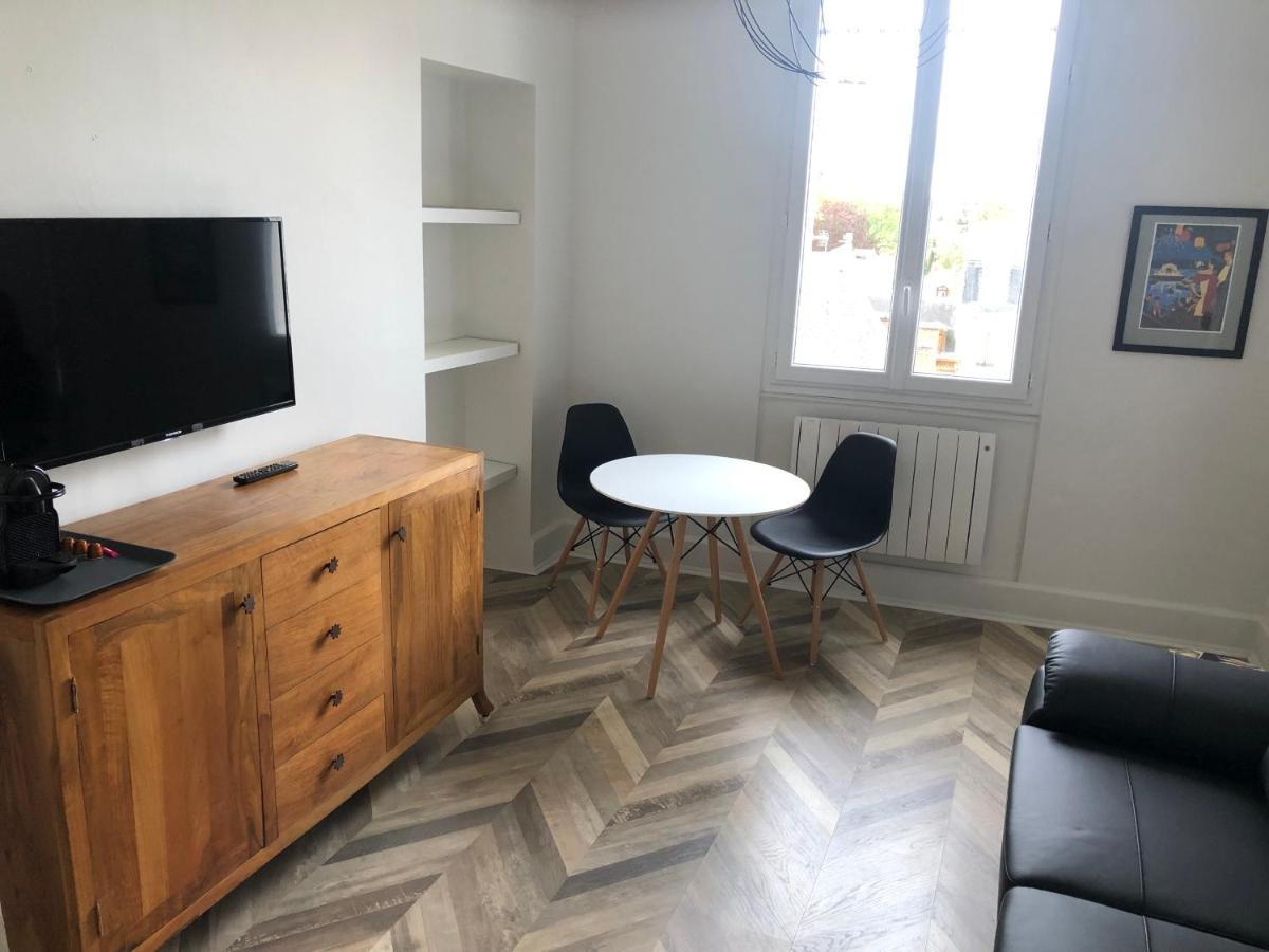 Superbe Appartement Independant En Centre Ville 비시 외부 사진