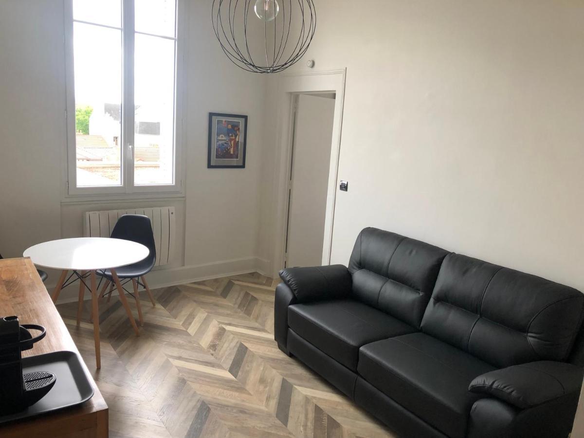Superbe Appartement Independant En Centre Ville 비시 외부 사진